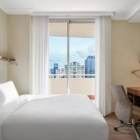 Somerset Chancellor Court Ho Chi Minh City Exterior photo